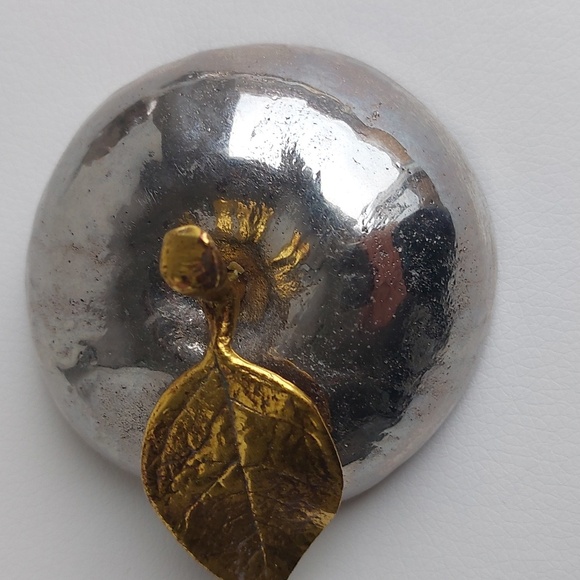 Michael ARAM Silver and Red Apple-Shaped Bowl with Spoon - Picture 7 of 9